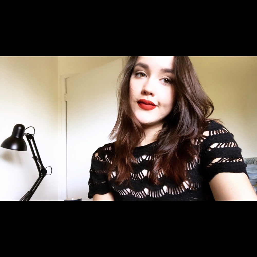 Meet your Posher, Liz